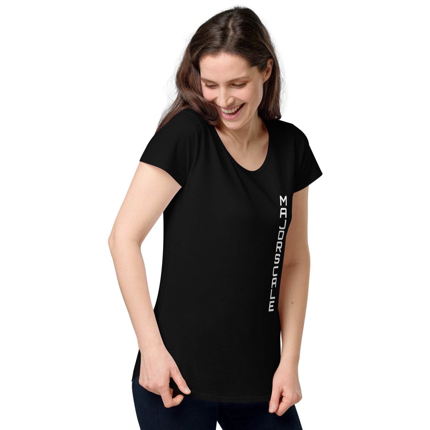 Women’s round neck tee