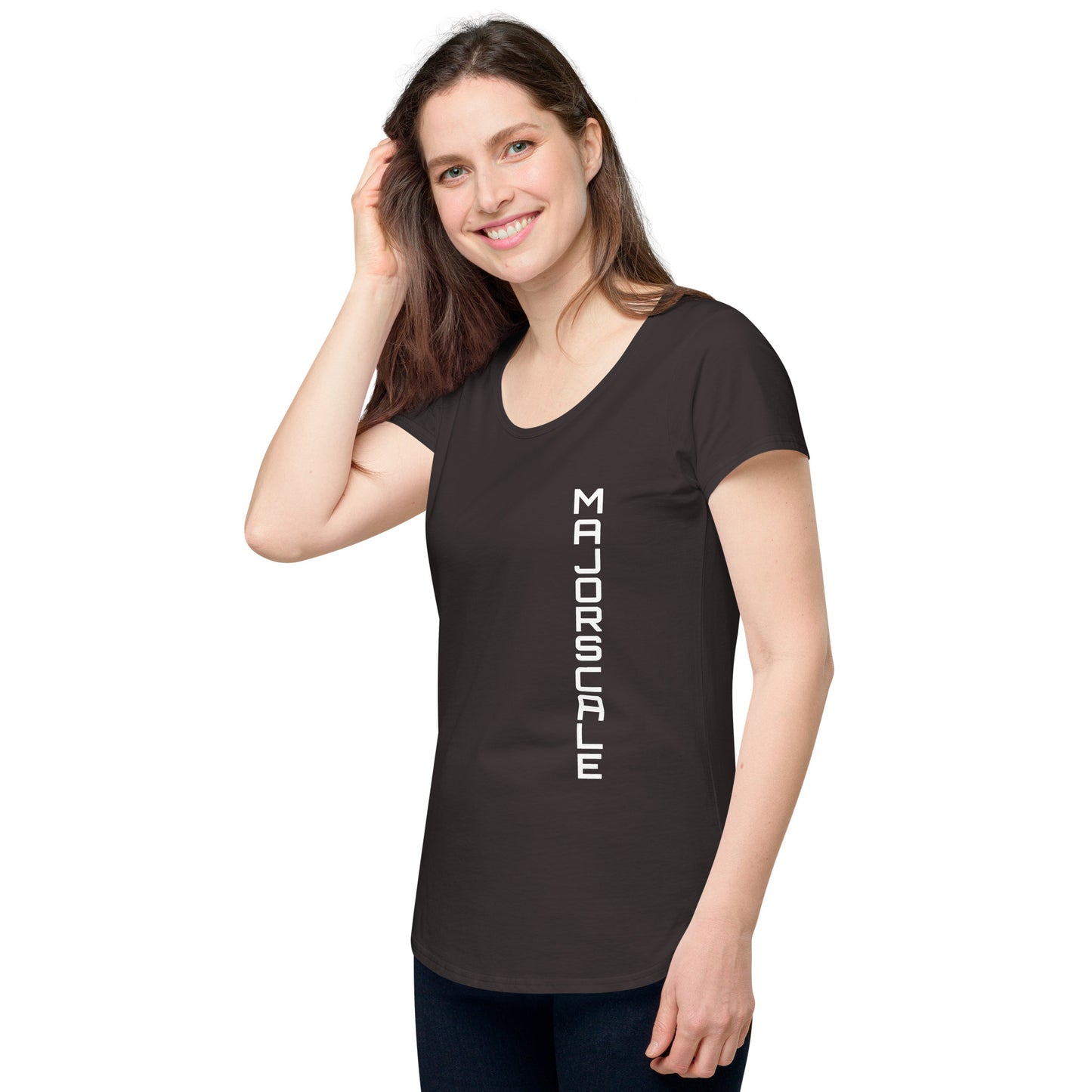 Women’s round neck tee