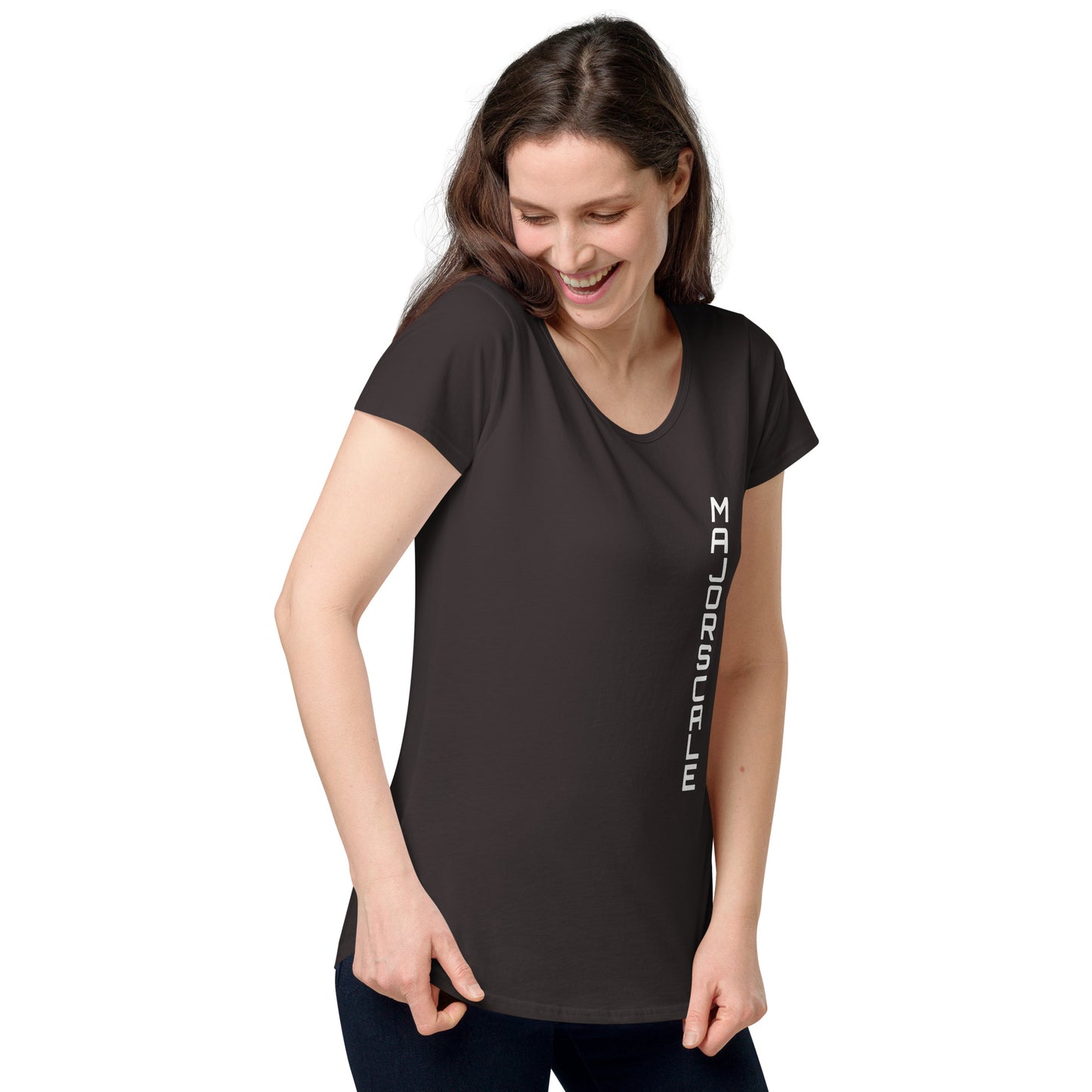 Women’s round neck tee