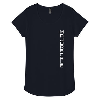 Women’s round neck tee